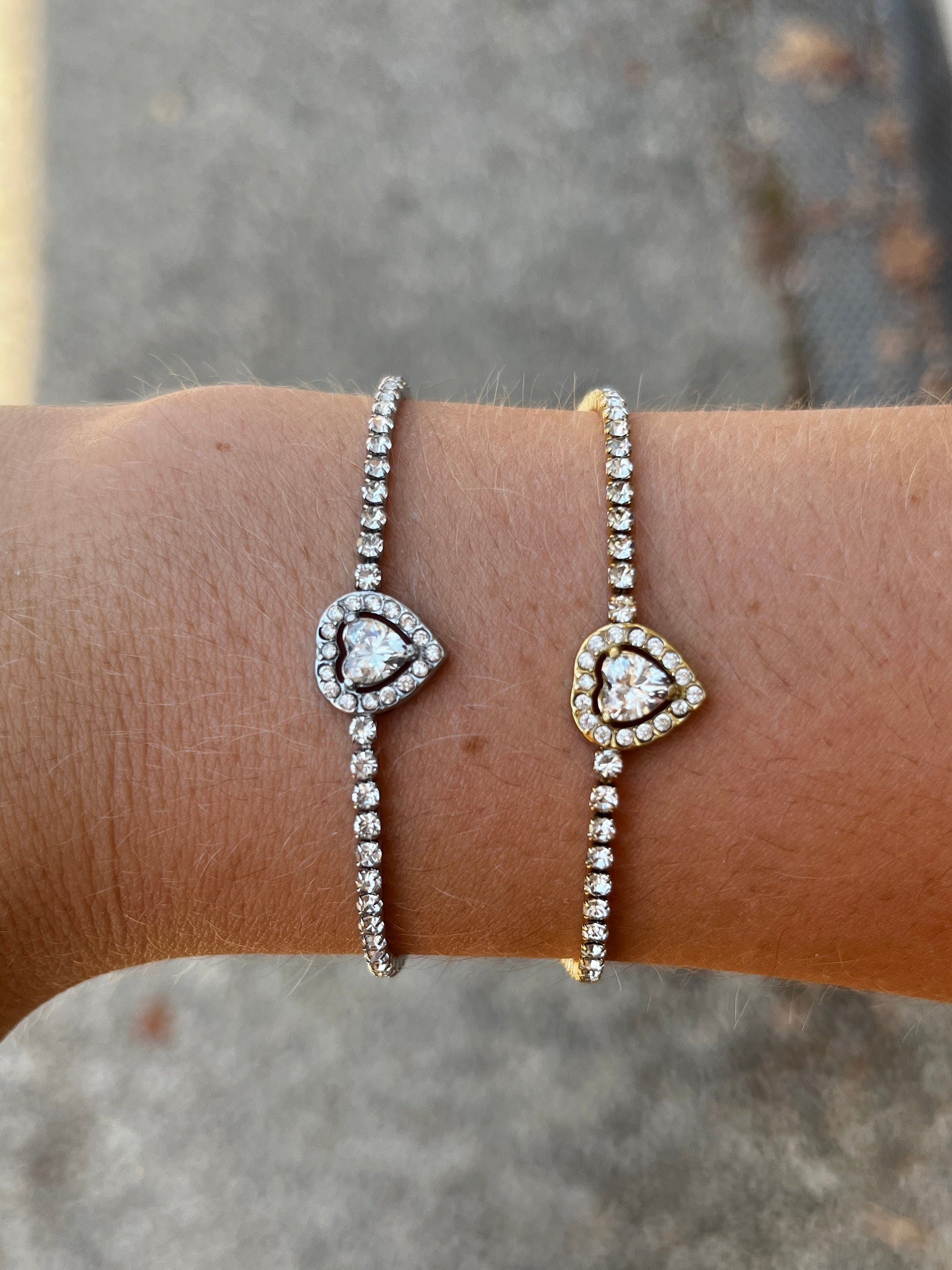 Bracelet coeur à strass ✨