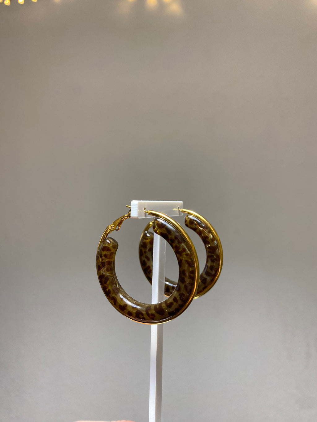 Boucles d’oreilles tachetés