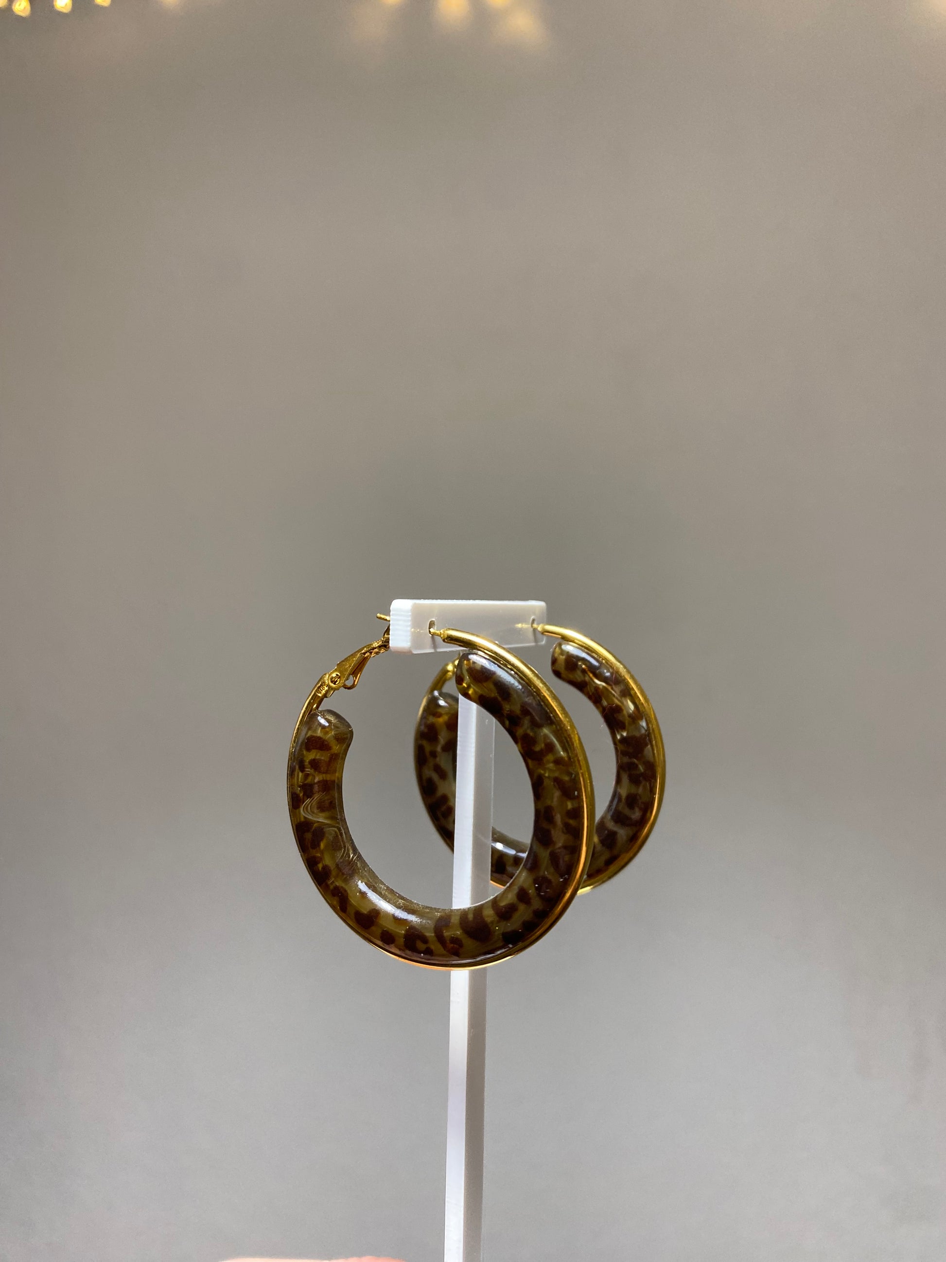 Boucles d’oreilles tachetés